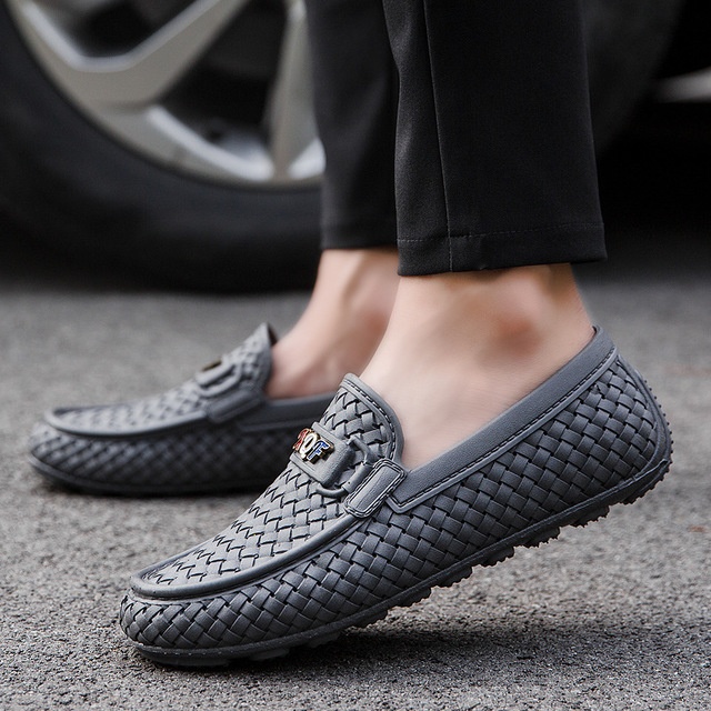 Breathable flat bean shoes - Image 3