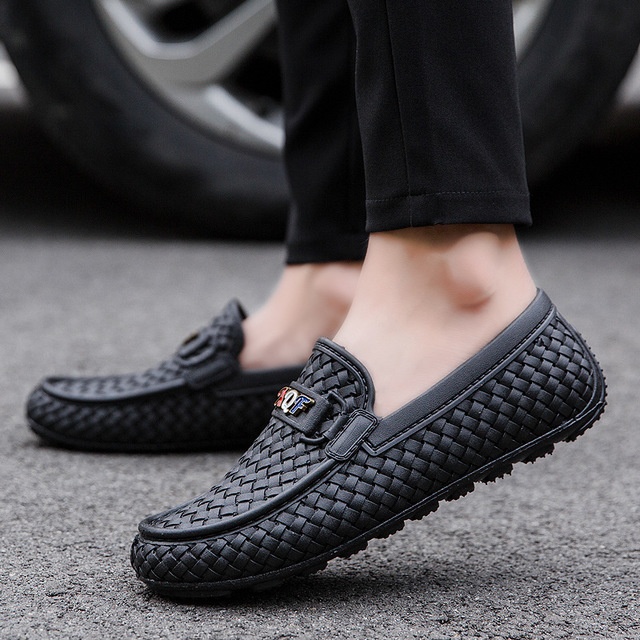 Breathable flat bean shoes - Image 2